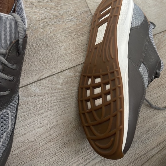 Men’s shoes Johnson and Murphy size 10.4 - Picture 2 of 2